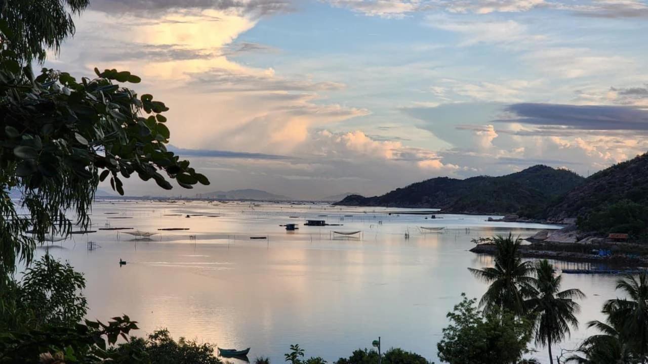 Thanh Nhi Homestay Cam Ranh Extérieur photo